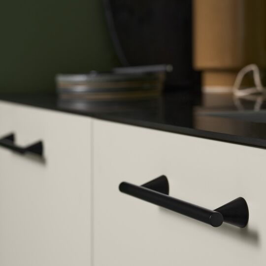 Greep Delta 24x160x192mm Mat zwart.